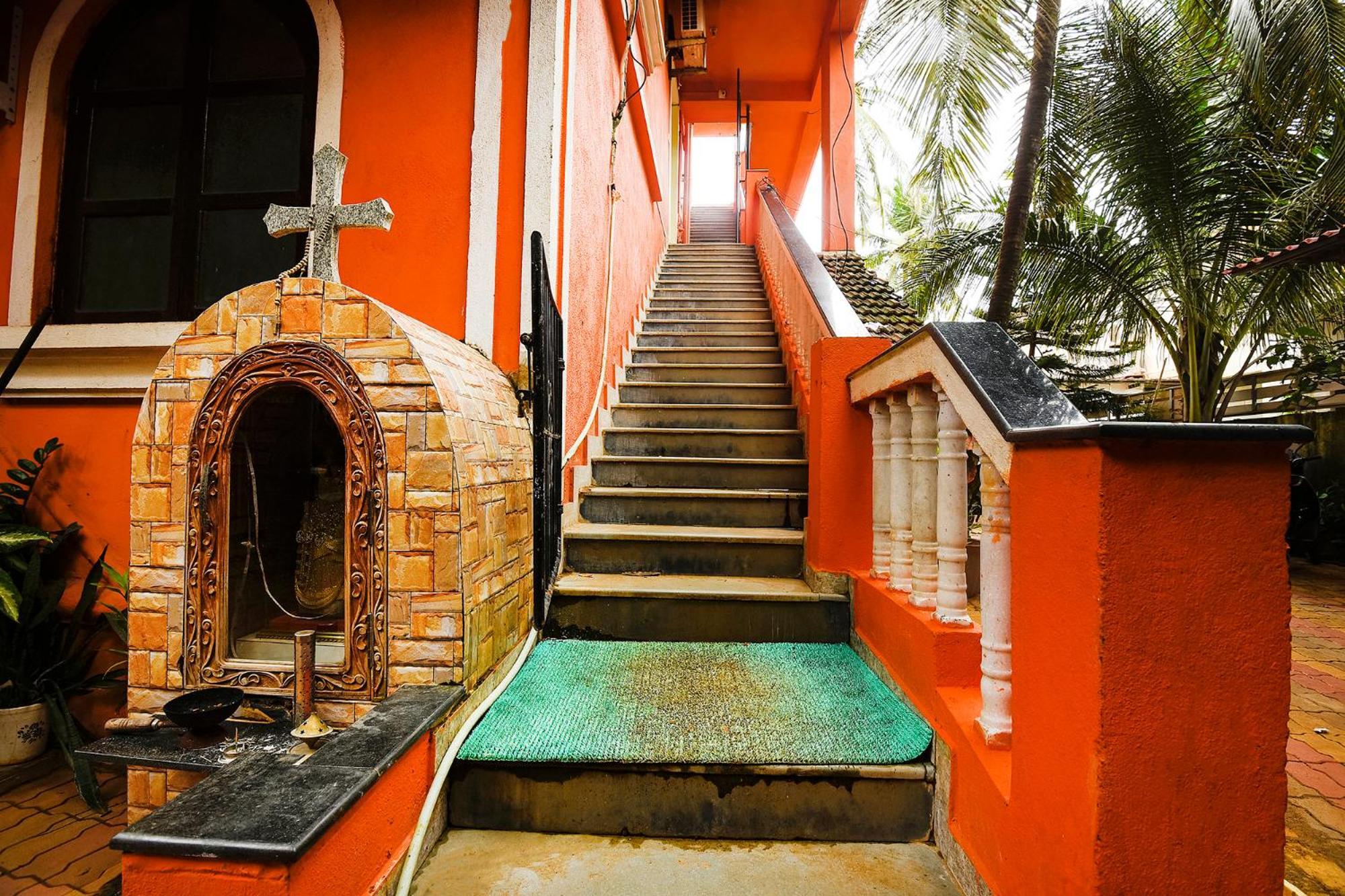 Fabhotel Joaquim Beachside Resort - Nr Tito'S Lane, Baga Beach Buitenkant foto
