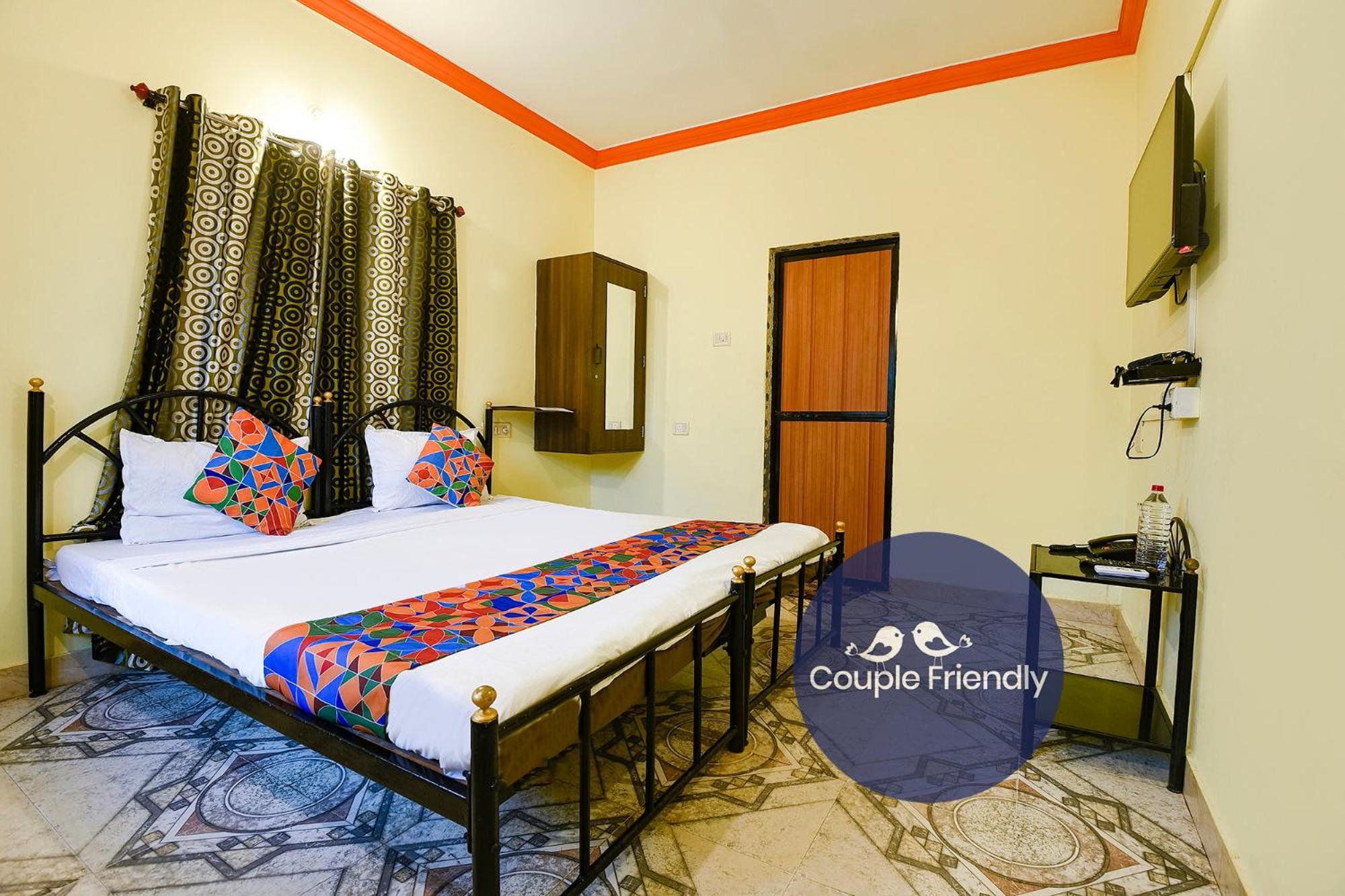 Fabhotel Joaquim Beachside Resort - Nr Tito'S Lane, Baga Beach Buitenkant foto